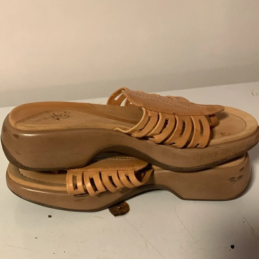 Dansko tan leather wedge slide sandal